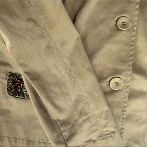 Chico's Astrine Khaki Tan Beaded Stretch Blazer Jacket. - Picture 8 of 8